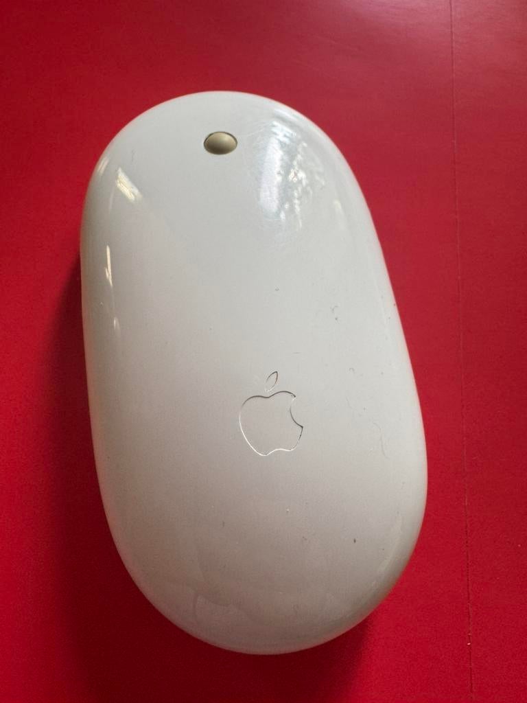 Apple Mighty Mouse A1197 - Draadloze Muis, Computers en Software, Ophalen of Verzenden, Zo goed als nieuw, Draadloos, Muis