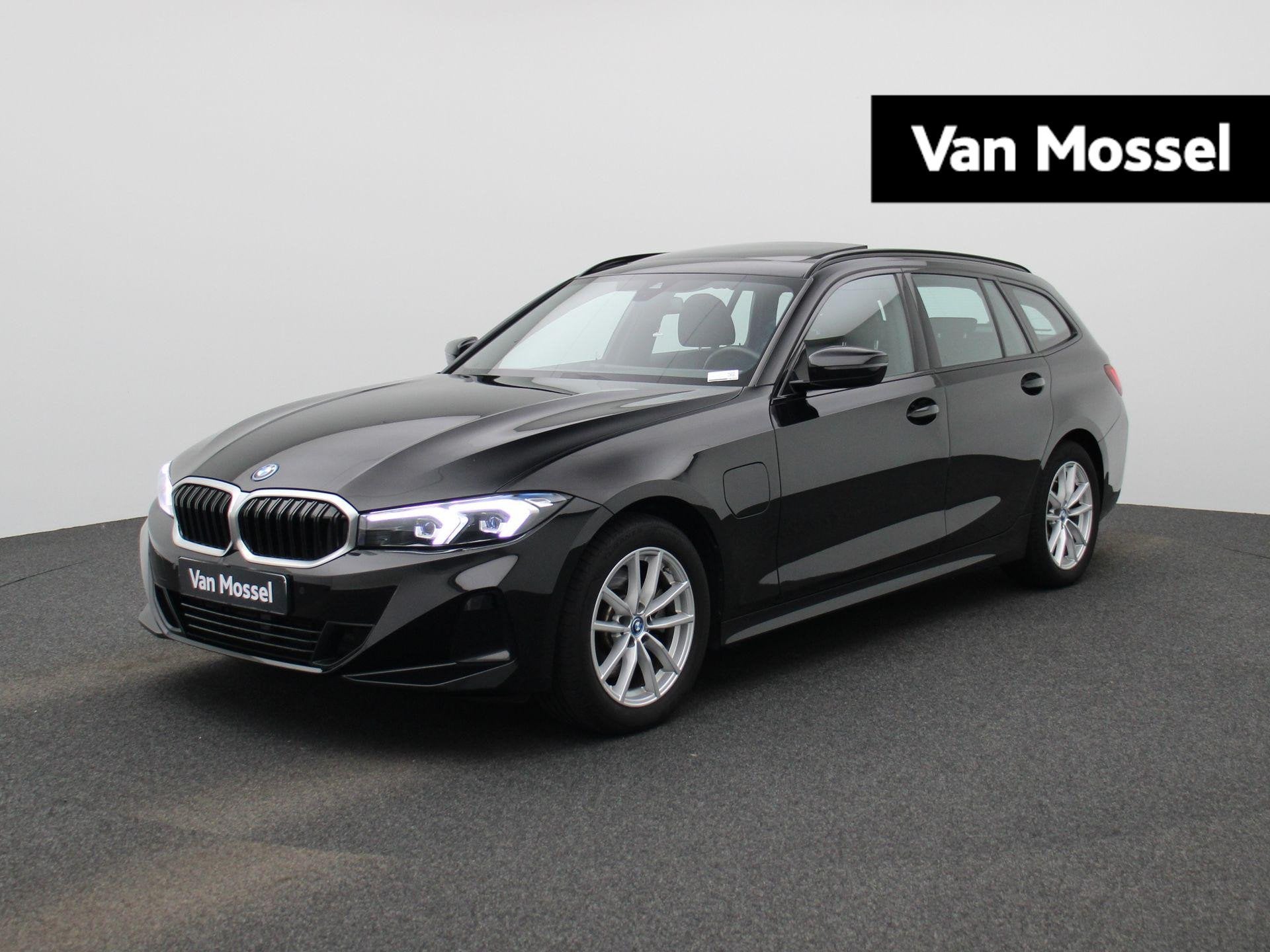 BMW 3-serie Touring 320e | PANORAMADAK | APPLE CARPLAY - AND, Auto diversen, Automaat, 1998 cc, Einsteinlaan 5
2289 CC  Rijswijk, NL