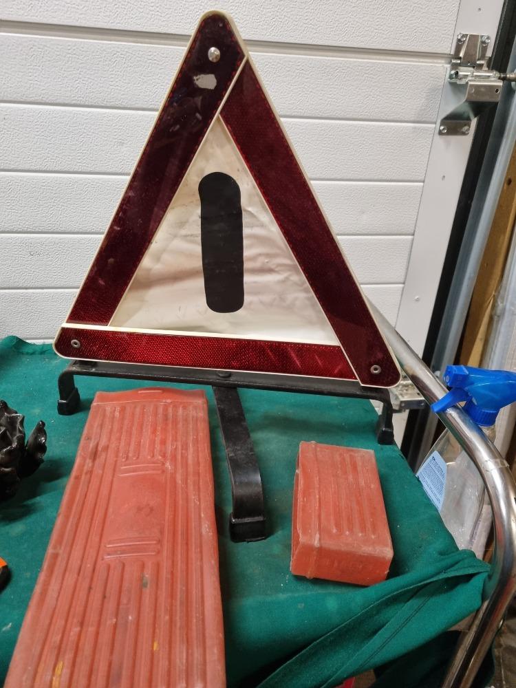 gevarendriehoek in box stevige, Ophalen of Verzenden, 'T Olde Gre-j, Info@toldegrej.nl, Endepoelstraat 20f Didam