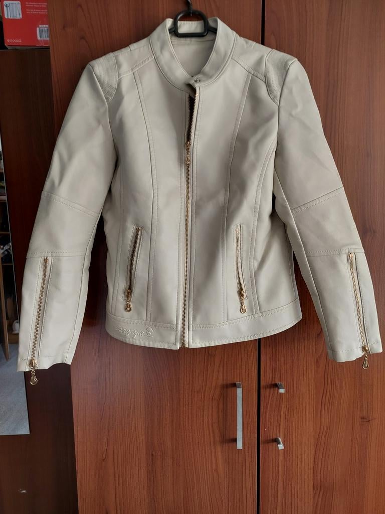 Stijlvol beige leren jasje met gouden ritsen, Maat 38/40 (M), Beige, Ophalen of Verzenden, Onbekend