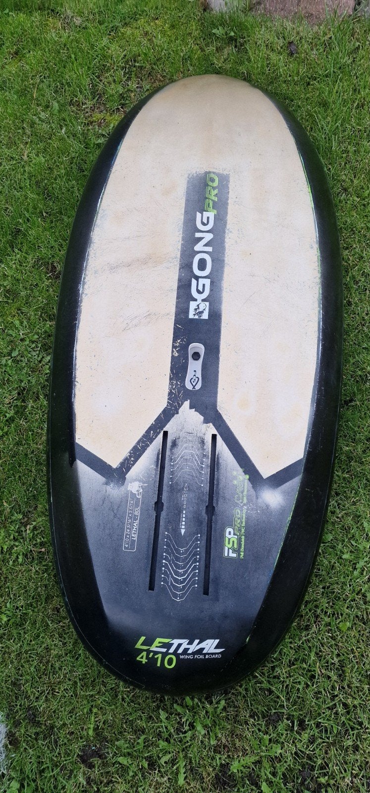 Gong Pro Lethal 4'10" Wing Foil Board - 80L, Ophalen, Gebruikt