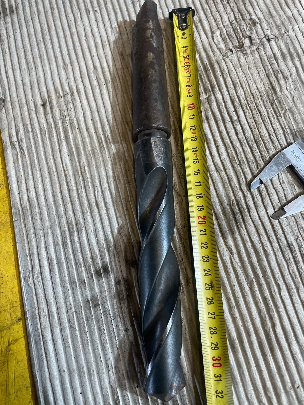 30,5 mm HSS Spiraalboor MC3 met Houder, Ophalen, Gebruikt
