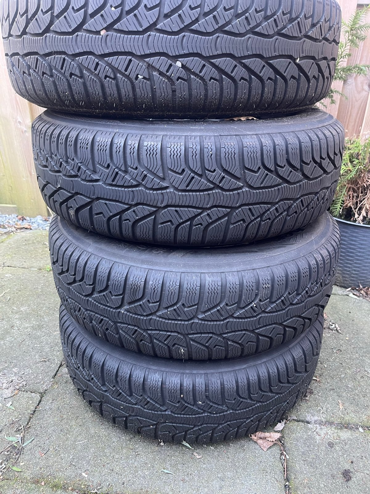 Kleber winterbanden 185/70 R14 voor Opel Corsa, Ophalen, Gebruikt
