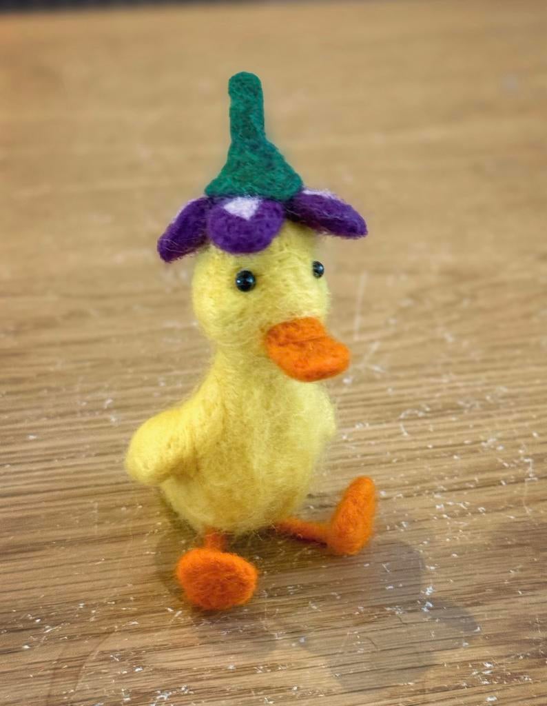 Handgemaakt vilten eendje / kuiken, Ophalen of Verzenden, Nieuw, Figuurtje(s)