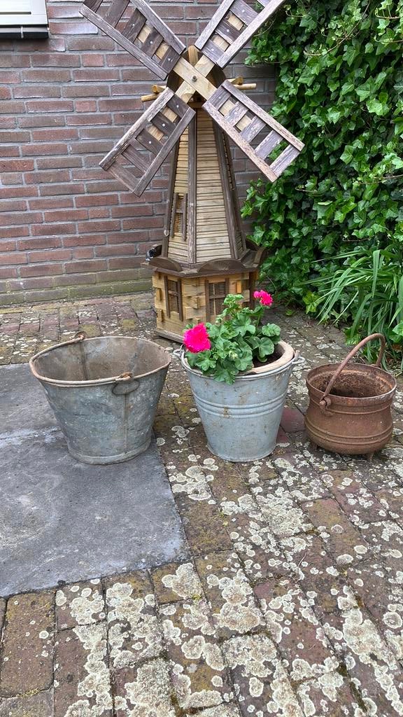 Zinken emmers / plantenpot, Tuin en Terras, Ophalen of Verzenden, Zo goed als nieuw