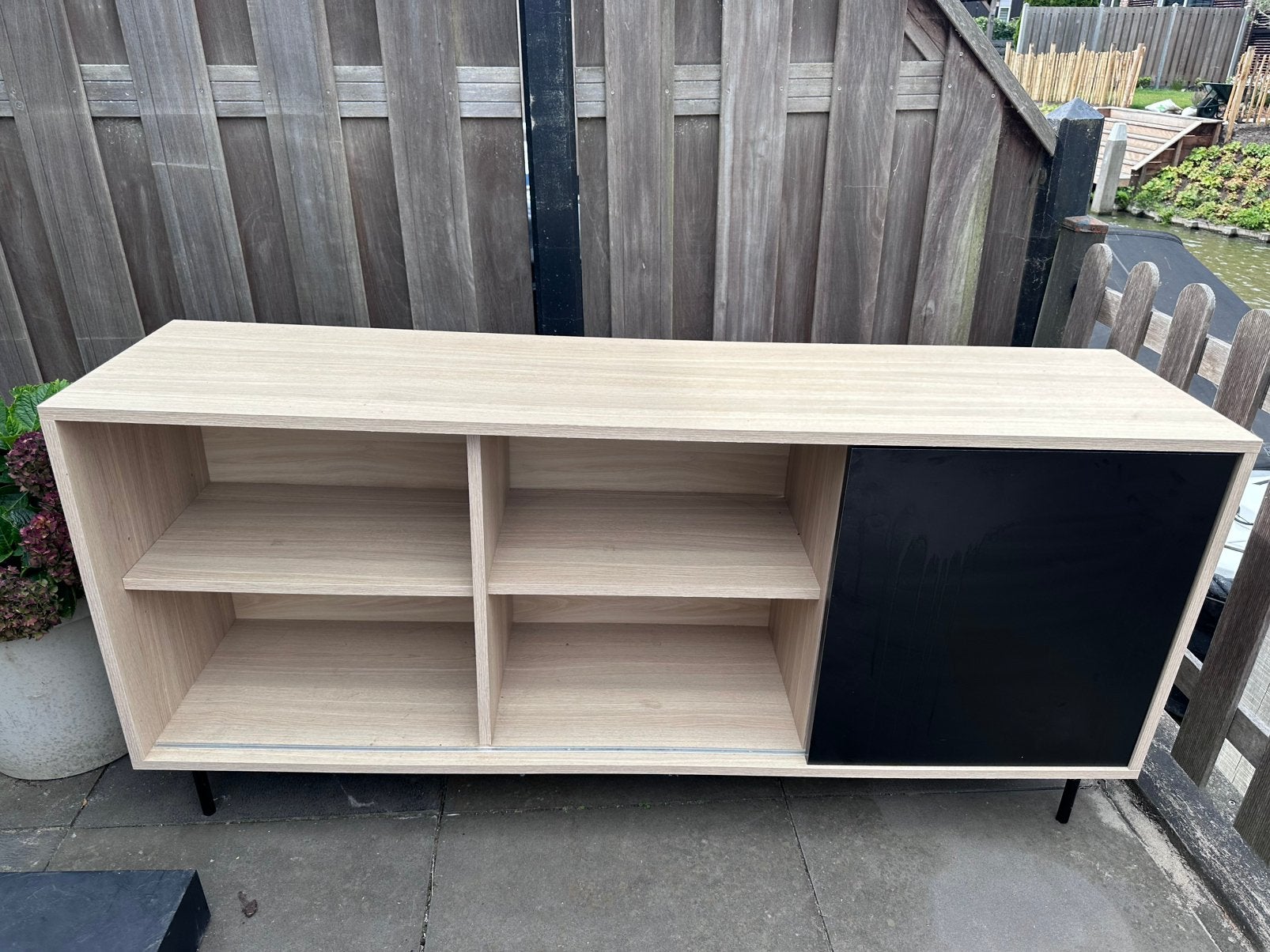 Dressoir licht hout met zwart, gratis af te halen, Huis en Inrichting, Ophalen, Zo goed als nieuw, 25 tot 50 cm, 50 tot 100 cm