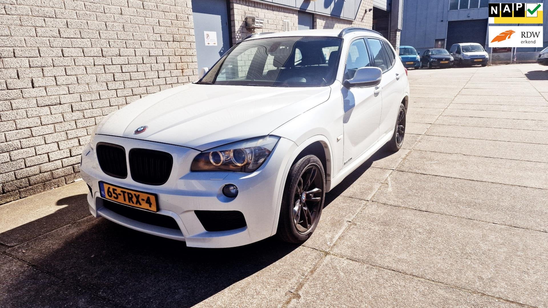 BMW X1 SDrive20i Business Navigatie NAP, Auto's, BMW, X1, Euro 5, Achterwielaandrijving, 4 cilinders