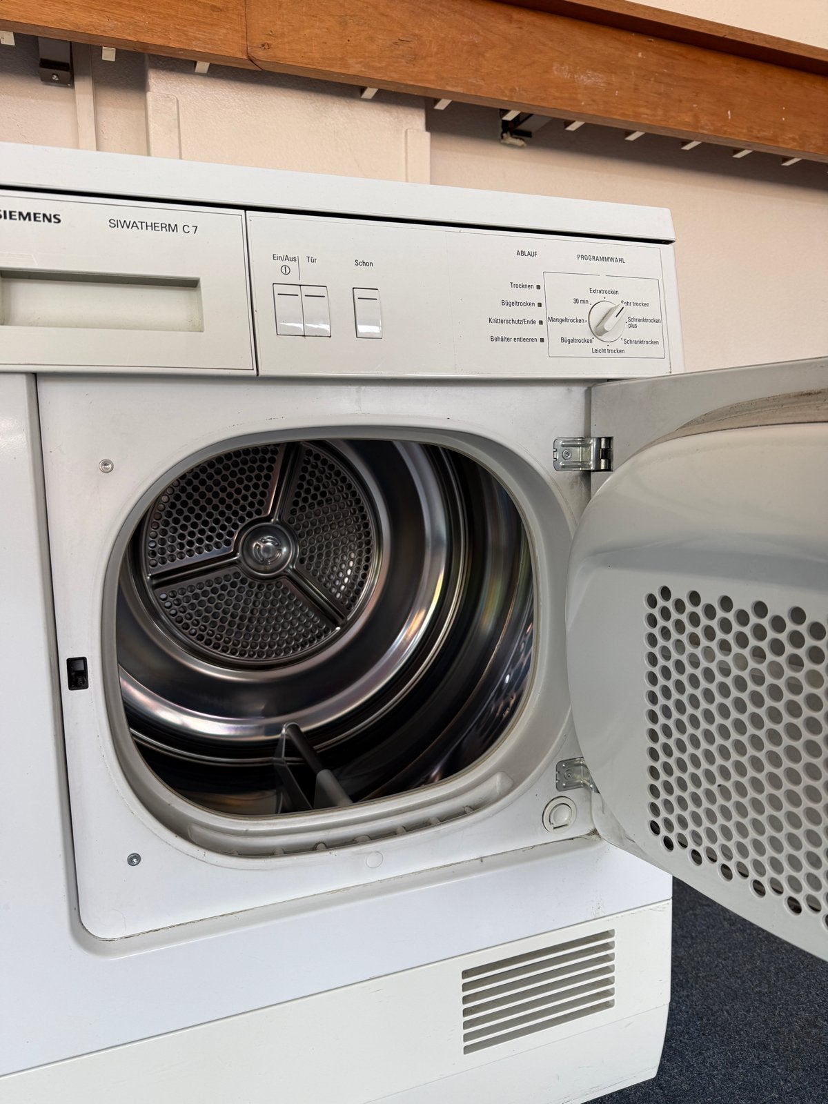 Siemens Siwatherm C7 Wasdroger, Ophalen, 6 tot 8 kg, Gebruikt, Luchtafvoer