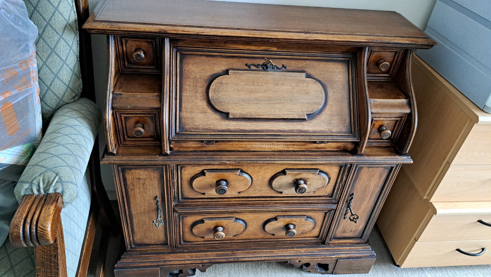 klassieke eikenhouten klepsecretaire, Ophalen, Gebruikt