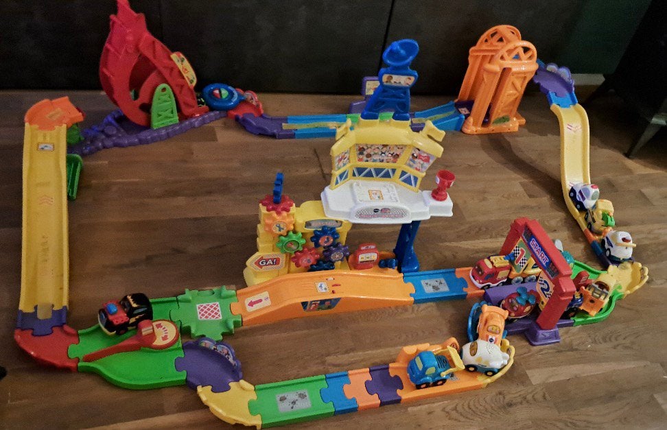 Toet toet autobaan, Ophalen of Verzenden, Zo goed als nieuw, 2 tot 4 jaar