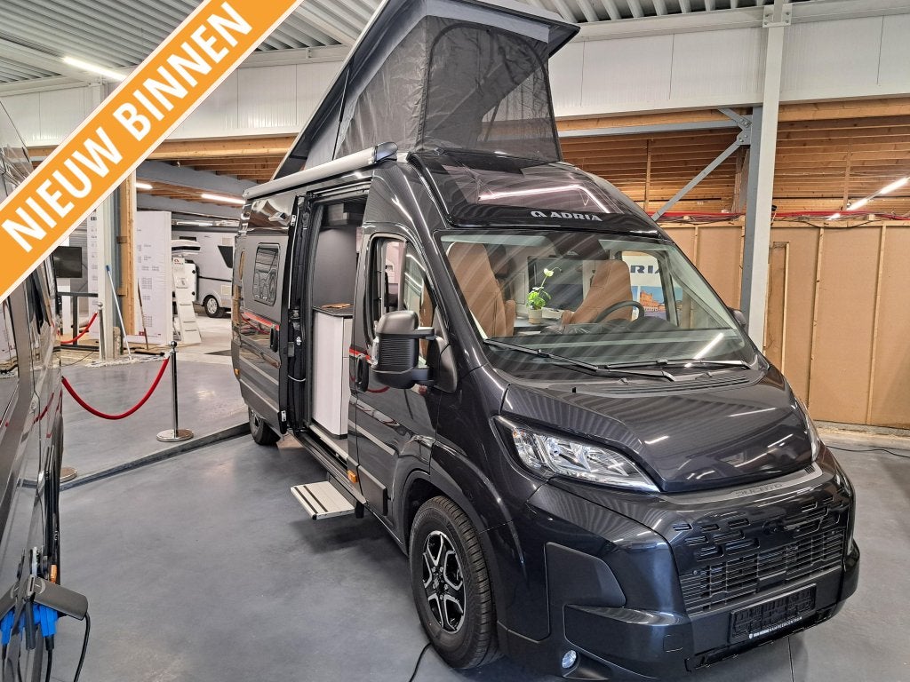Adria Twin Sports 640 SGX, Automaat, Ringverwarming, Fiat, Bedrijf