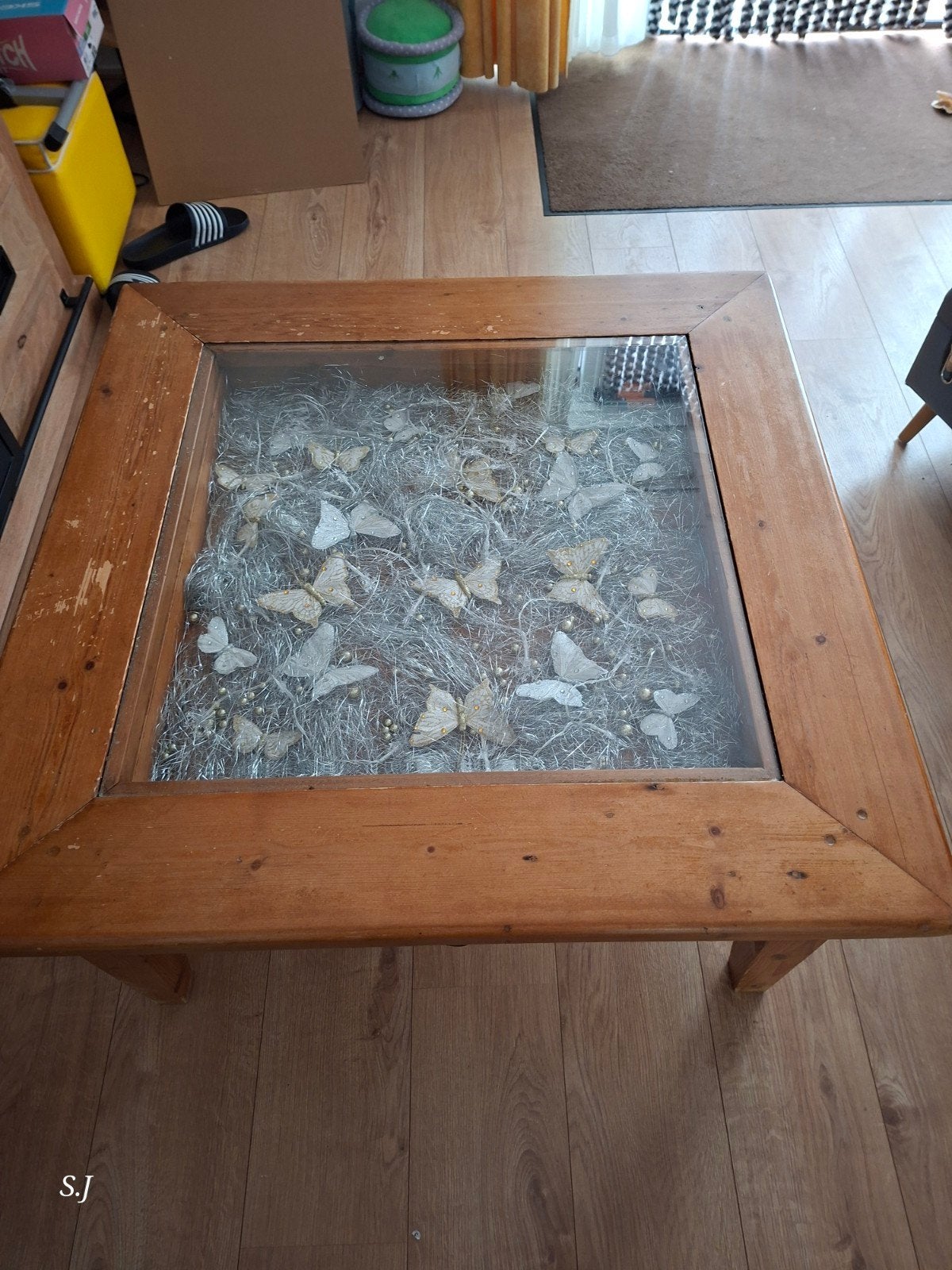 Houten salontafel met glazen blad, Huis en Inrichting, Ophalen, Gebruikt, 50 tot 100 cm, Glas