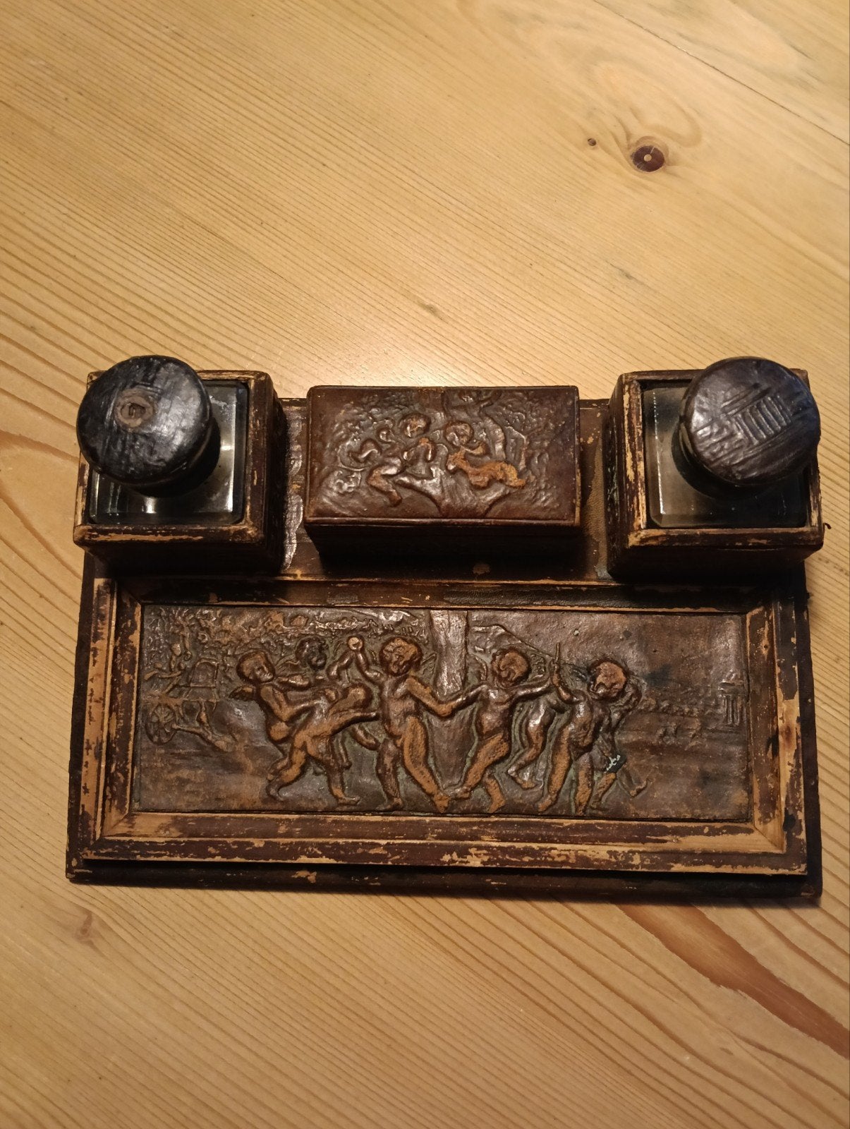 Antieke inktstel met putti reliëf, Ophalen of Verzenden