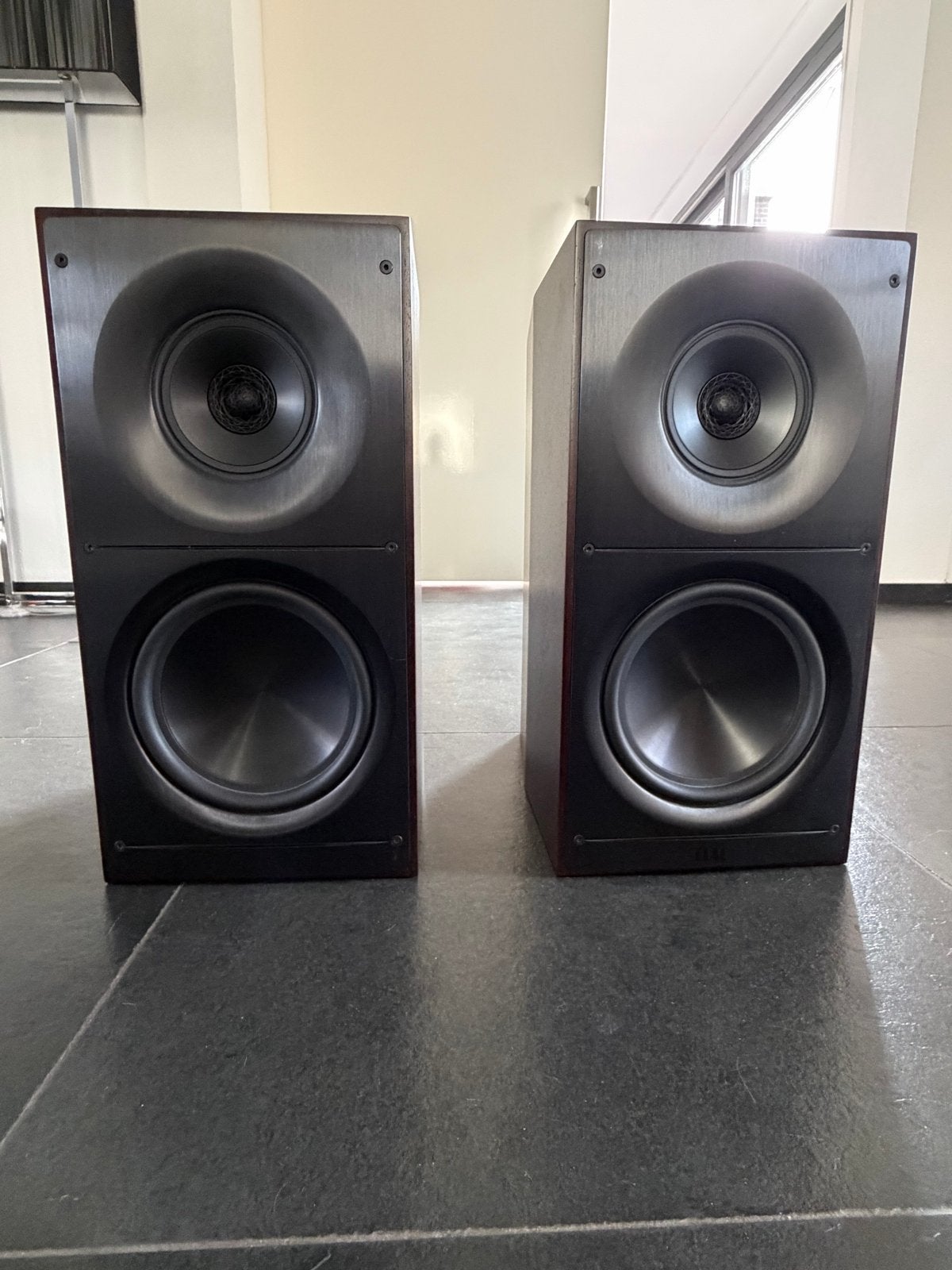ELAC Adante AS-61 monitoren, Zo goed als nieuw, Boekenplank luidspreker, Ophalen, 150 watt of meer