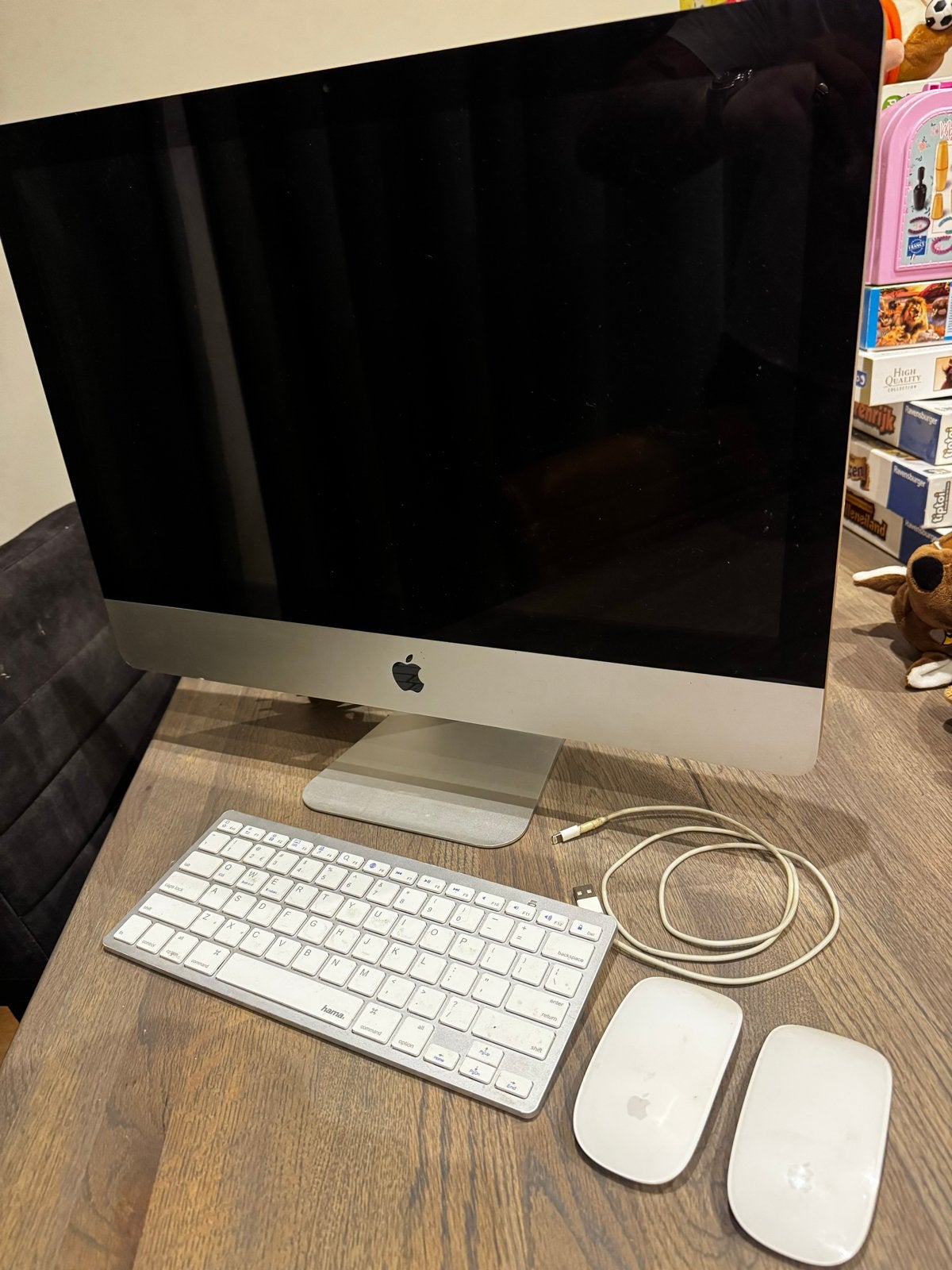 Apple iMac (21.5-inch, Mid 2011) - Volledig terug naar fabri, Computers en Software, Ophalen, Gebruikt, 2 tot 3 Ghz, IMac