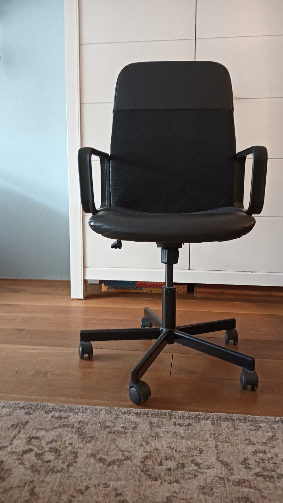bureau - game stoel, Ophalen, Gebruikt, Zwart
