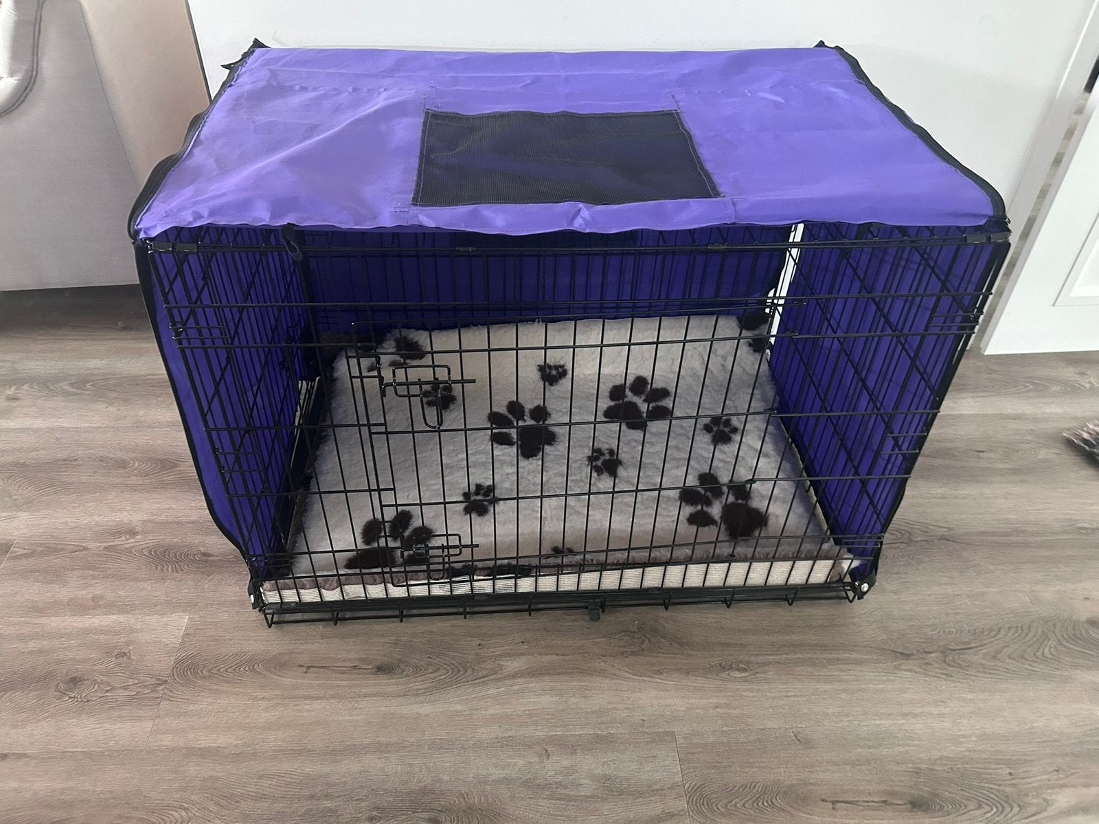 Honden bench 107 cm, met tussenschot incl. Hoes en vetbed., Dieren en Toebehoren, Hondenbenches, Ophalen, Zo goed als nieuw