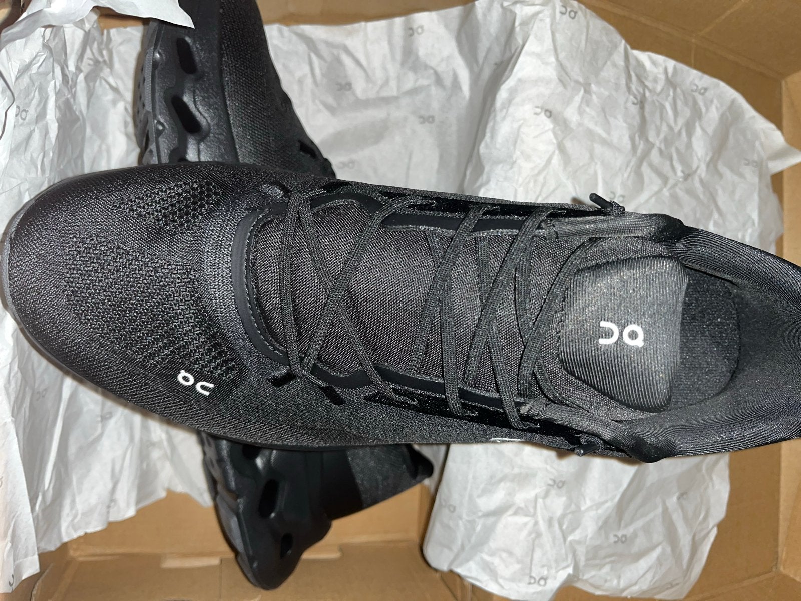 On cloud sneakers €65, Kleding | Heren, Ophalen of Verzenden, Nieuw, Zwart