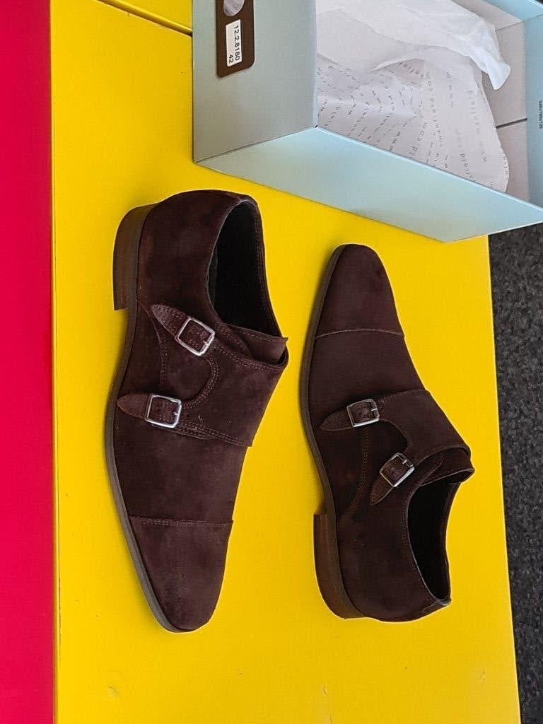 Nieuw Manfield Suede met 2 gesp en bruine kleur maat 42, Ophalen, Manfield, Bruin, Nieuw