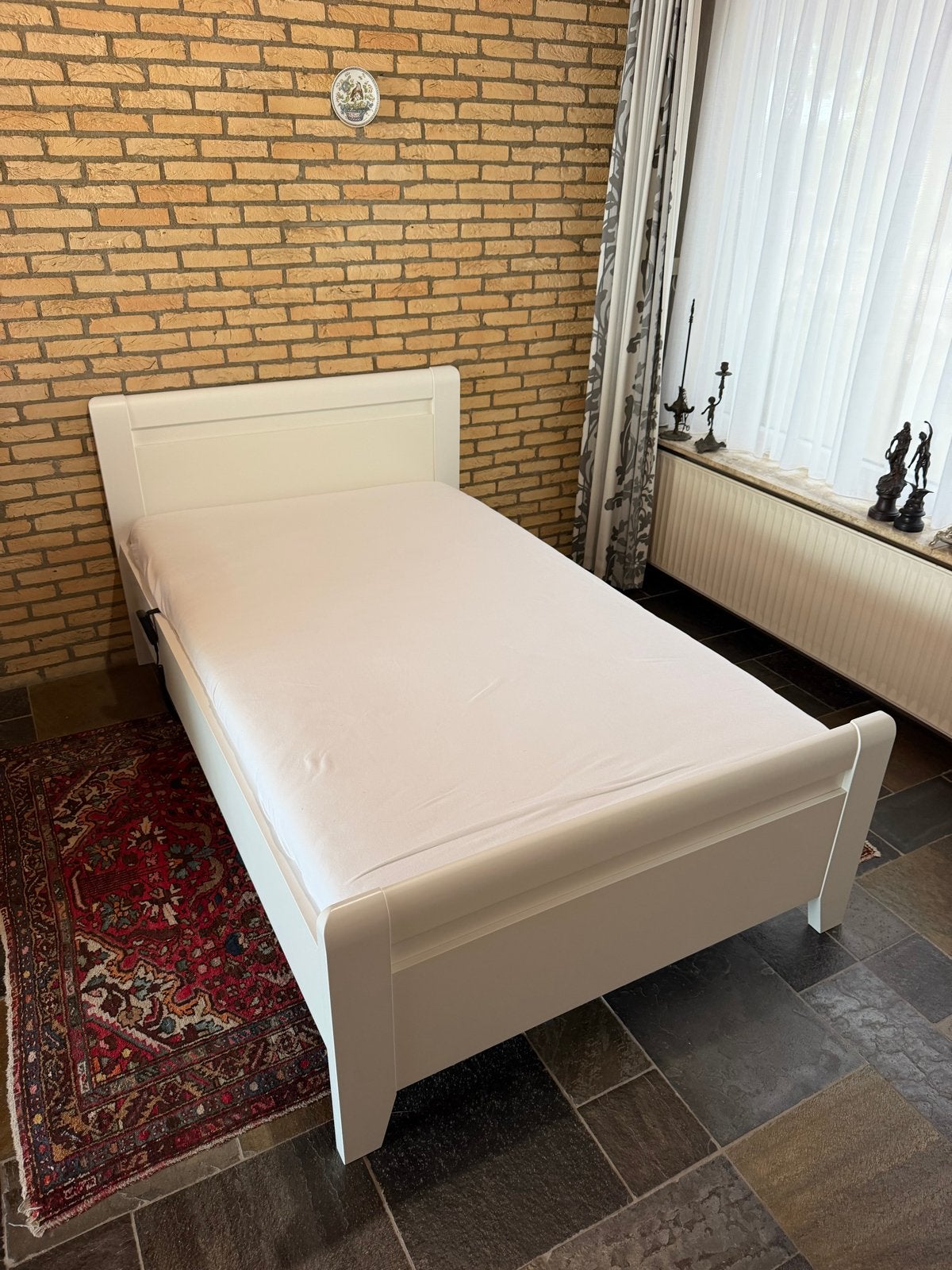 Electrisch verstelbaar eenpersoonsbed 120x200cm, Ophalen, Verstelbaar, Eenpersoons, Wit