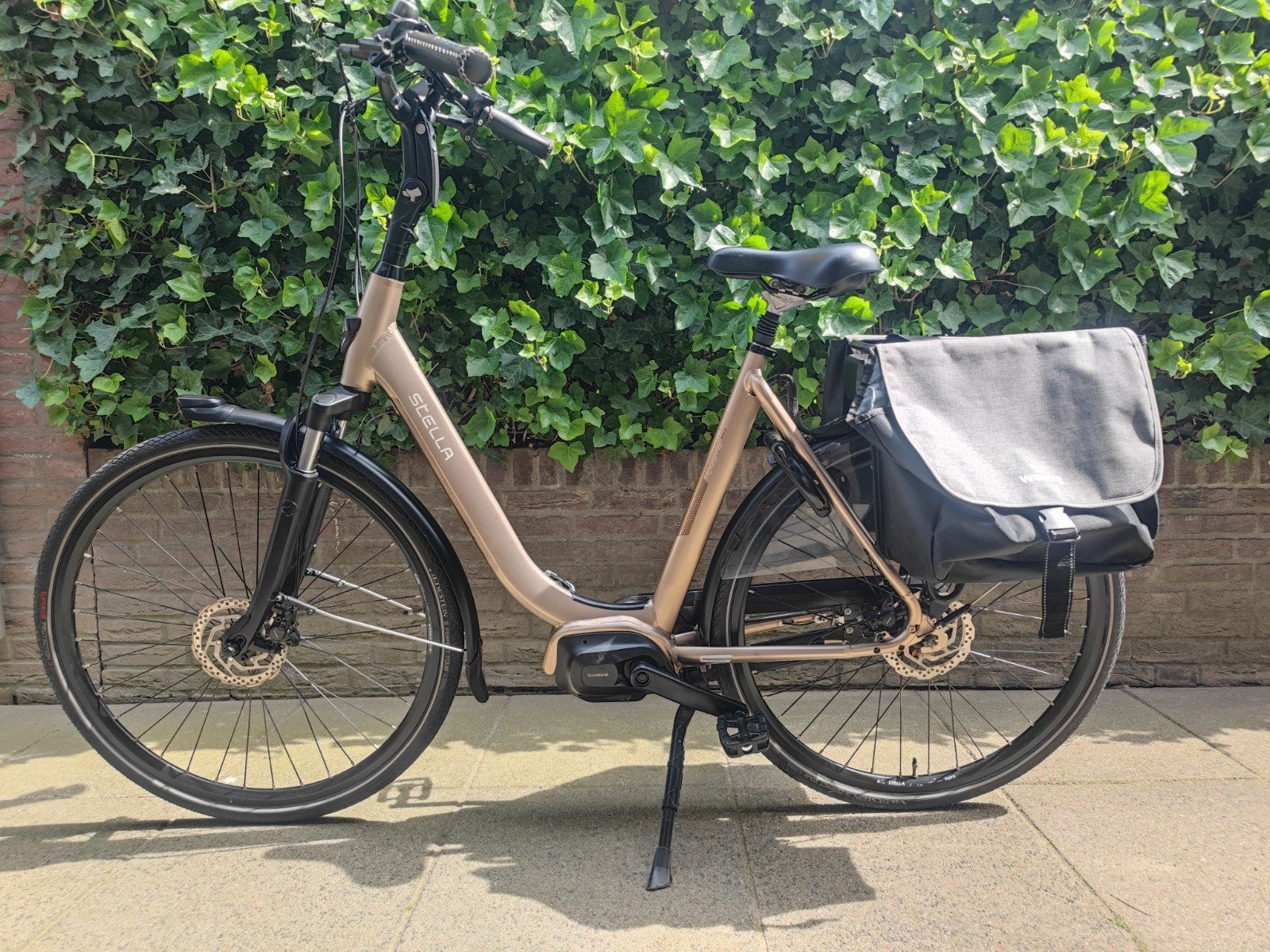 Stella Livorno elektrische fiets - 470 km, Fietsen en Brommers, Zo goed als nieuw, 51 tot 55 cm, 50 km per accu of meer, Ophalen