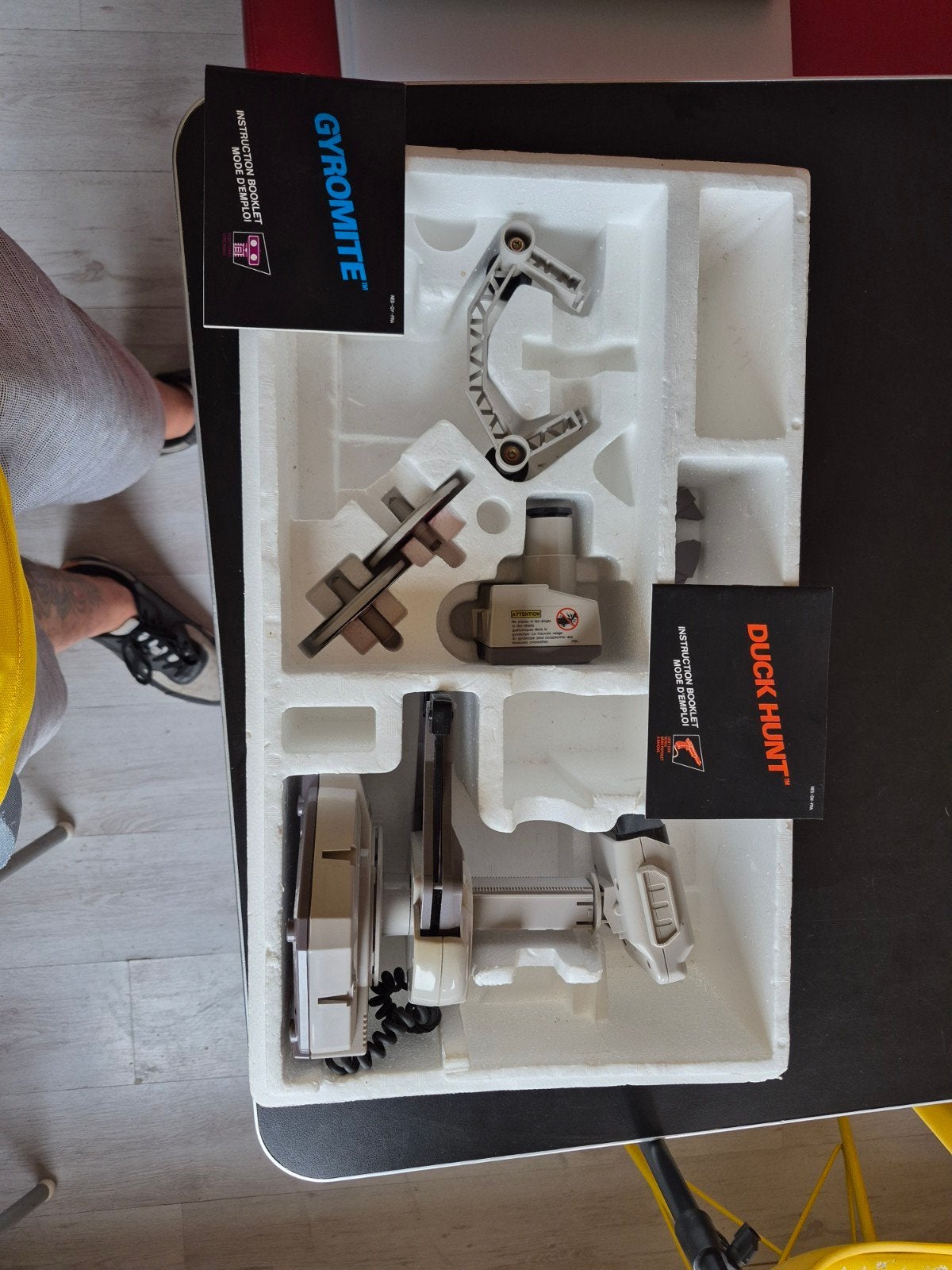 Nintendo R.O.B. Robot met Duck Hunt en Gyromite, Ophalen of Verzenden, Gebruikt, Zonder controller