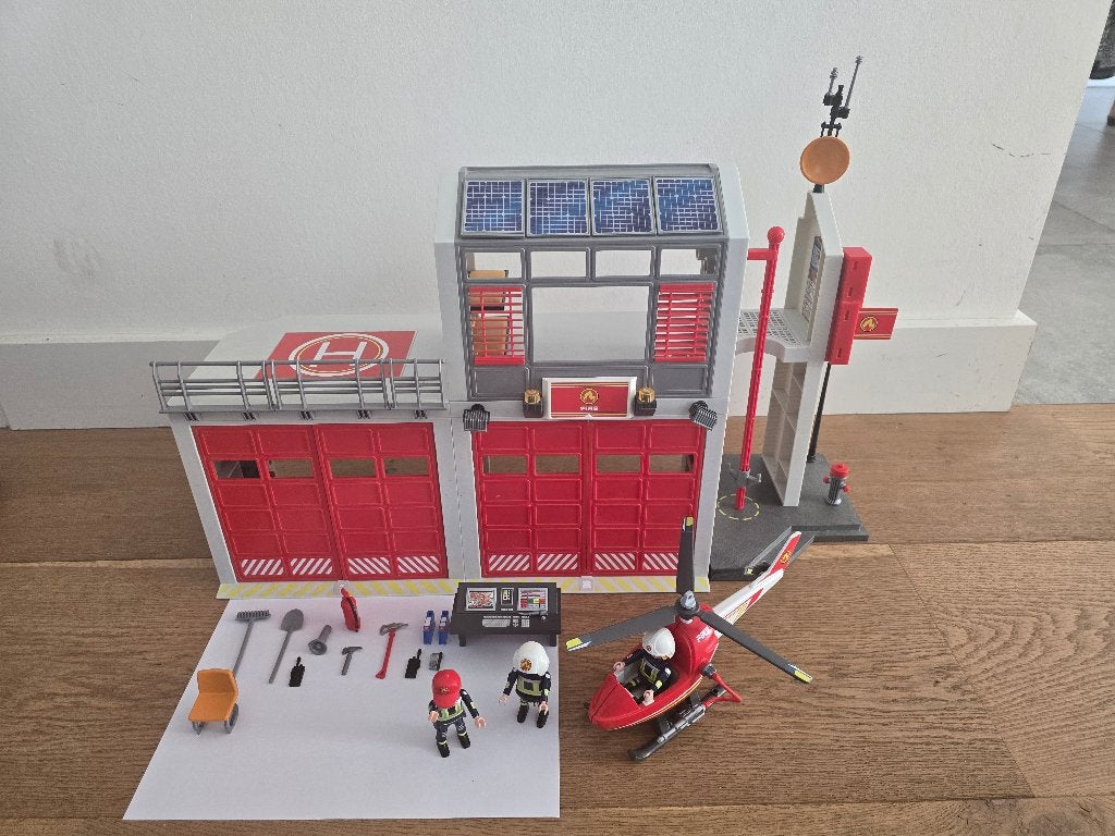 Playmobil Brandweerkazerne 9462 zga compleet, Kinderen en Baby's, Ophalen, Gebouw, Complete set, Zo goed als nieuw