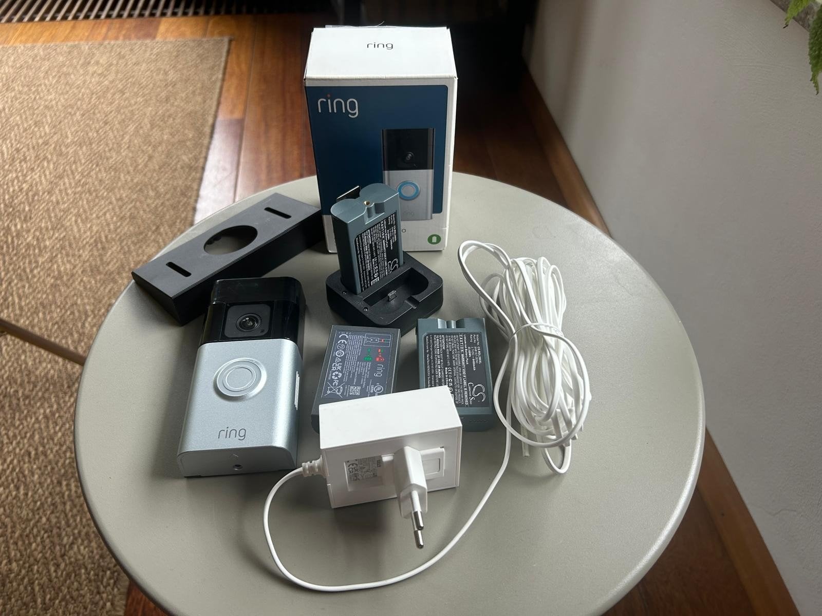 Ring Battery Doorbell Pro – met 2 accu's, Ophalen of Verzenden, Bewegingsdetectiesensor, Zo goed als nieuw, Draadloos
