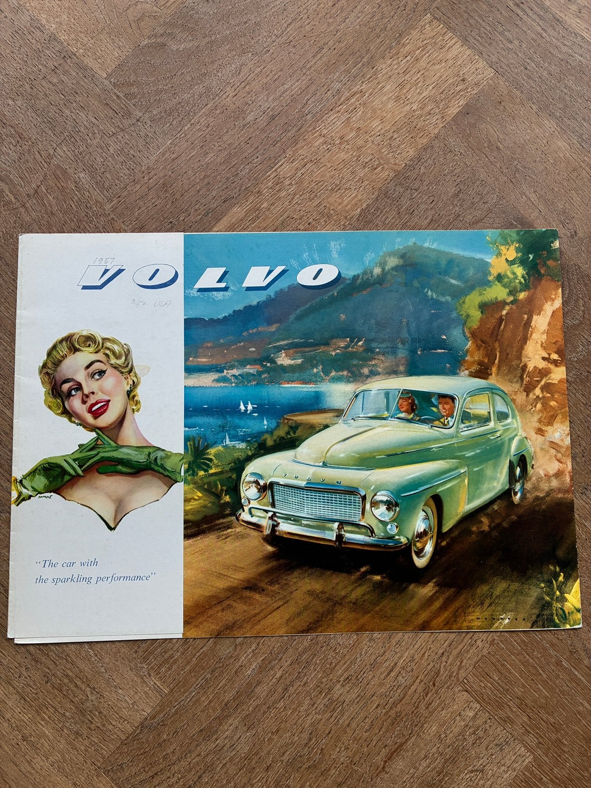 1957 Volvo PV 444 USA brochure, Boeken, Verzenden, Zo goed als nieuw, Volvo