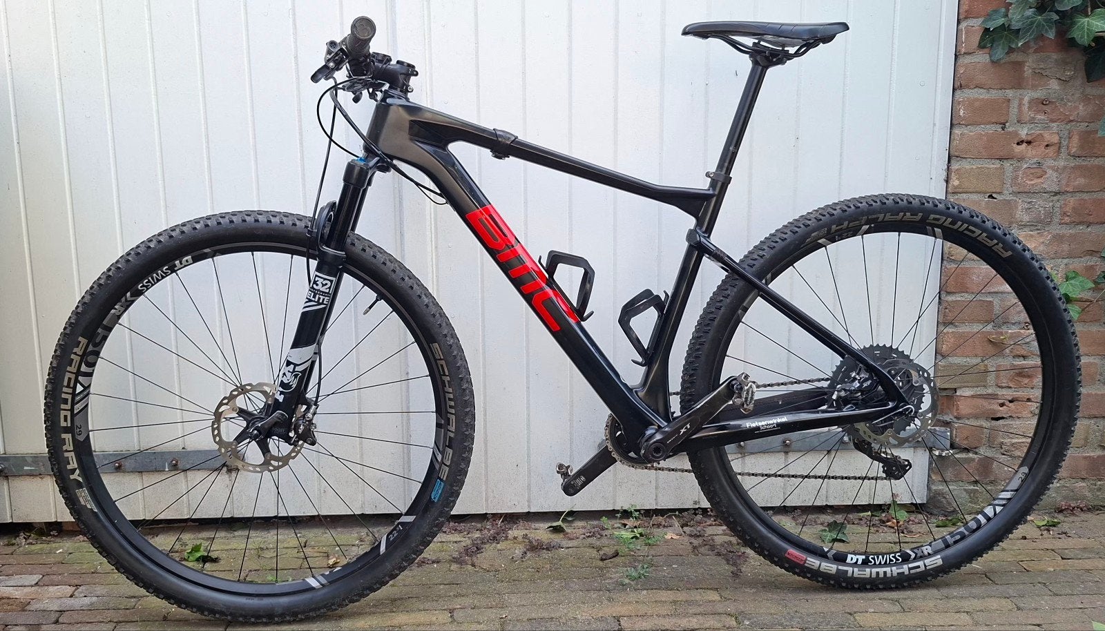 Foto 3 van BMC TEAM ELITE 01 XT Di2