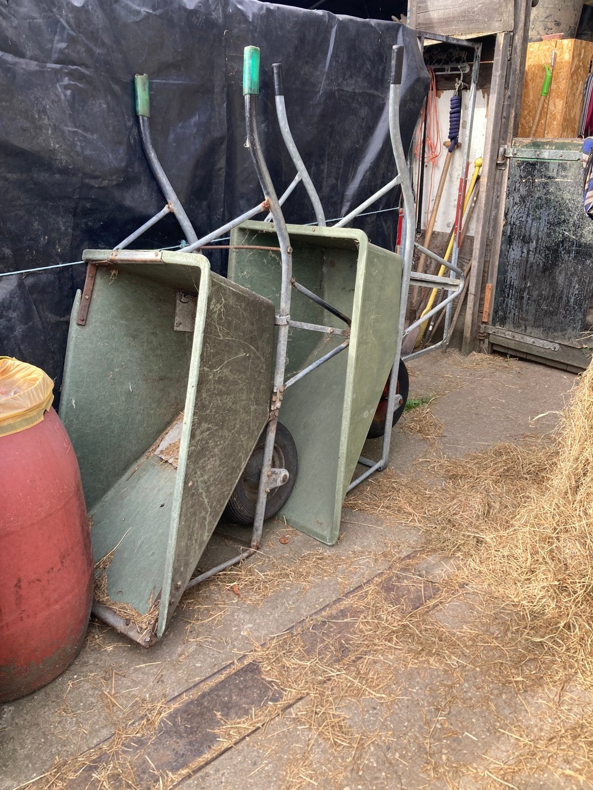 Kruiwagens gereedschapskruiwagens steenkruiwagens, Ophalen, Zo goed als nieuw, Eenwielig