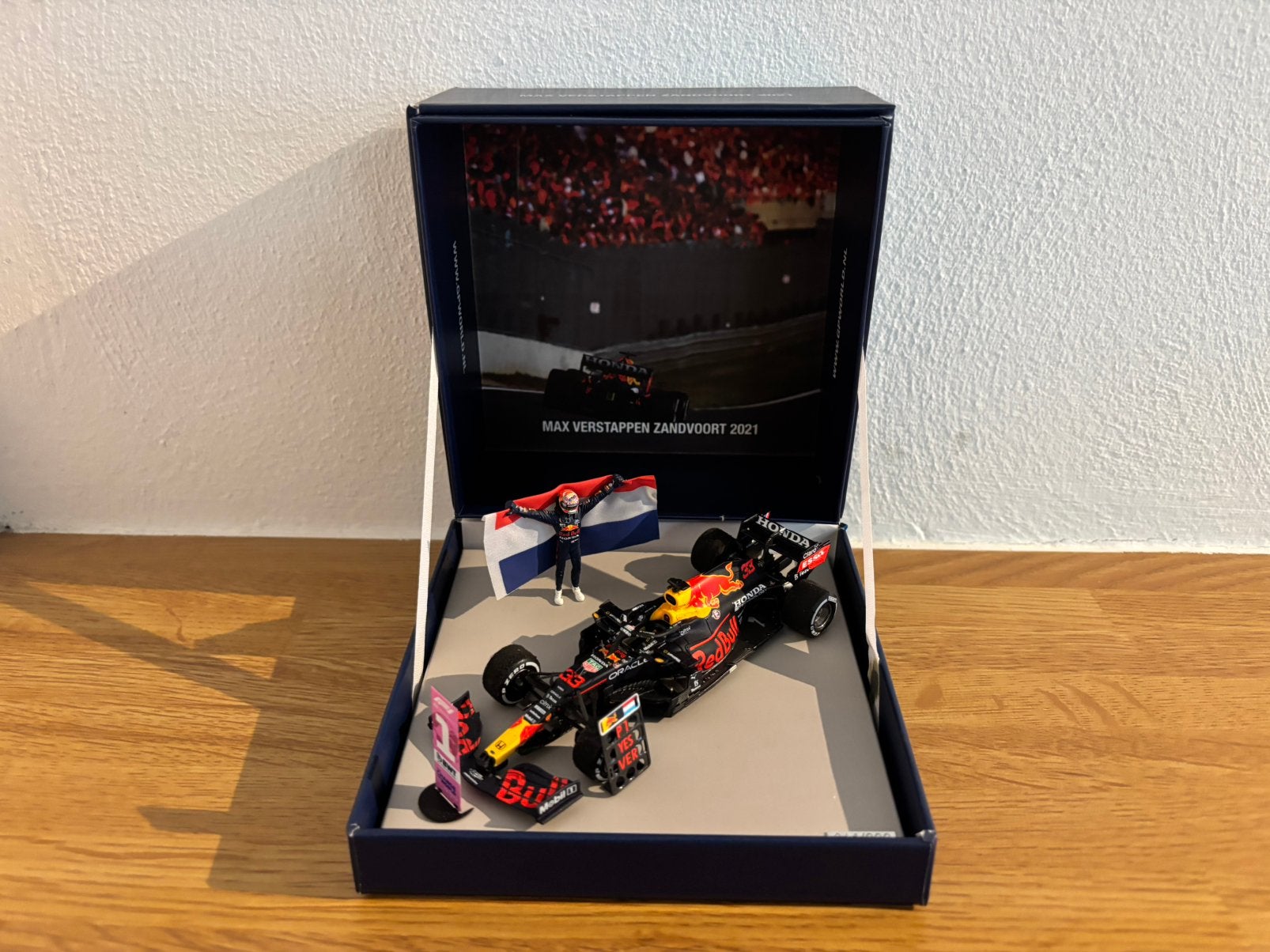 Max verstappen RB16B winner zandvoort 2021 1:18 model, Ophalen of Verzenden, Zo goed als nieuw, Formule 1