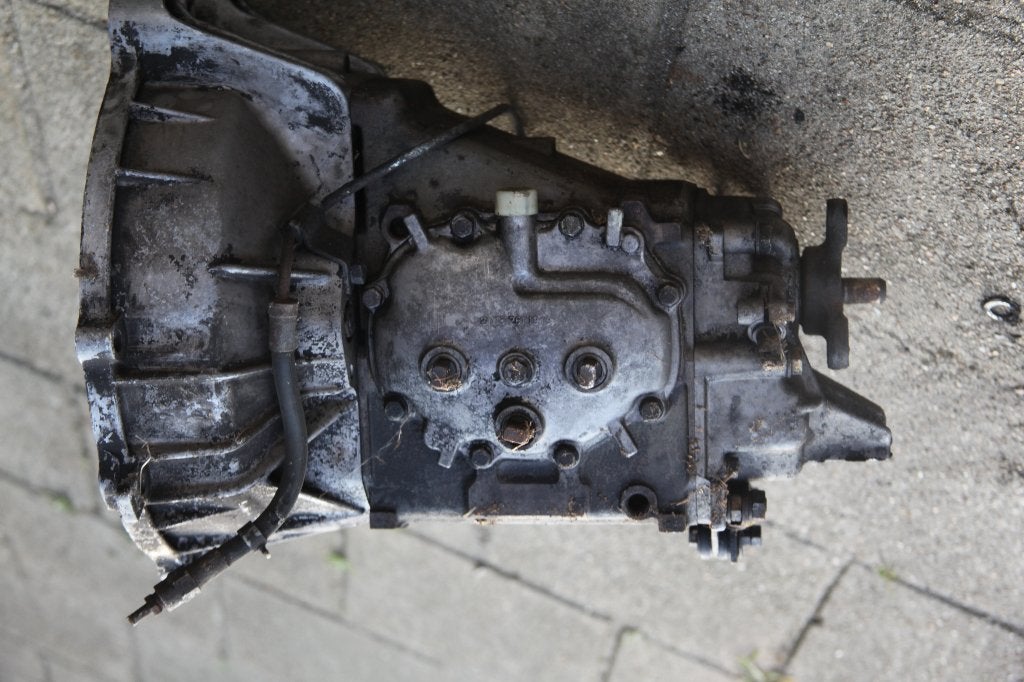 Mercedes T1 207 bremer w123 schakel bak 4 versnellingsbak, Auto-onderdelen, Transmissie en Toebehoren, Ophalen, Gebruikt, Mercedes-Benz