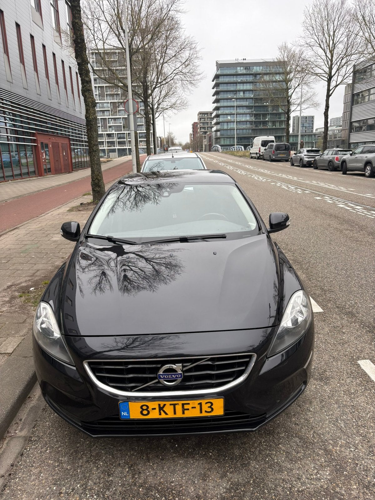 Volvo V40 1.6 D2 115PK 2013 Zwart, Voorwielaandrijving, 4 cilinders, Zwart, Origineel Nederlands