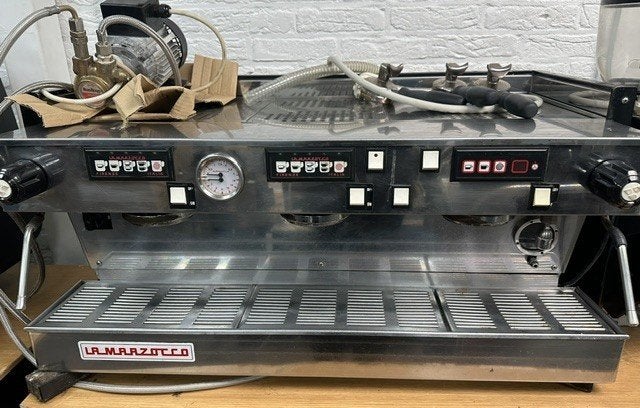 Espressomachine La Marzocco linea 3 groep, Ophalen, Gebruikt, Espresso apparaat, Stoompijpje