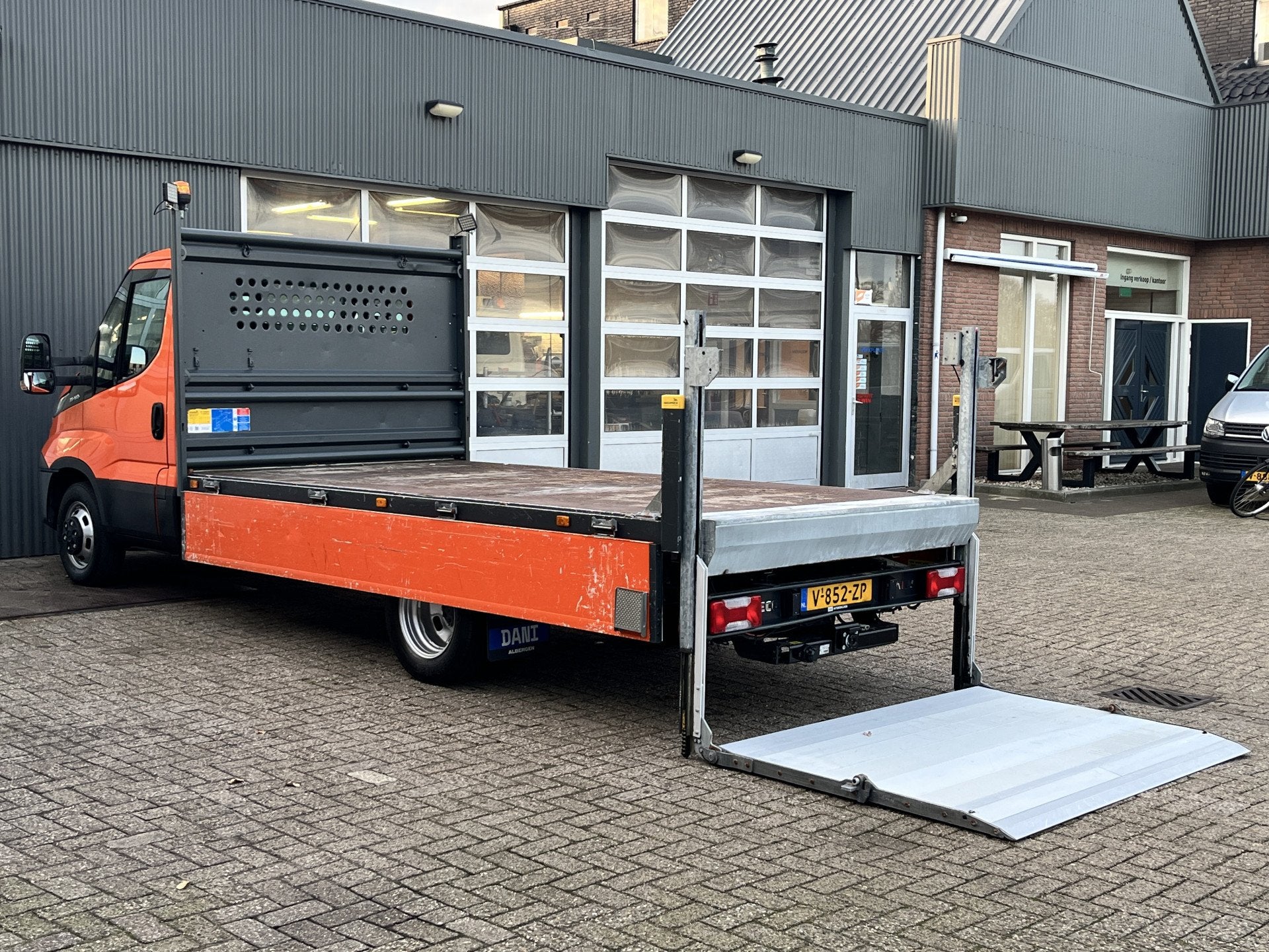 Iveco Daily 35C14 2.3 375 Laadklep 500kg Trekhaak 3500kg tre, Gebruikt, Iveco, Origineel Nederlands, Bedrijf
