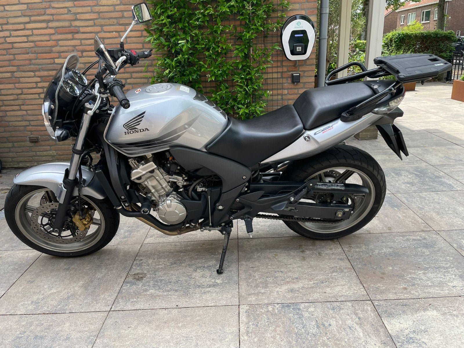 Honda CBF 600 Na uit 2009 - Perfect voor beginners!, Motoren, Motoren | Honda, Occasion, 4 cilinders, Motorrijbewijs A, Particulier