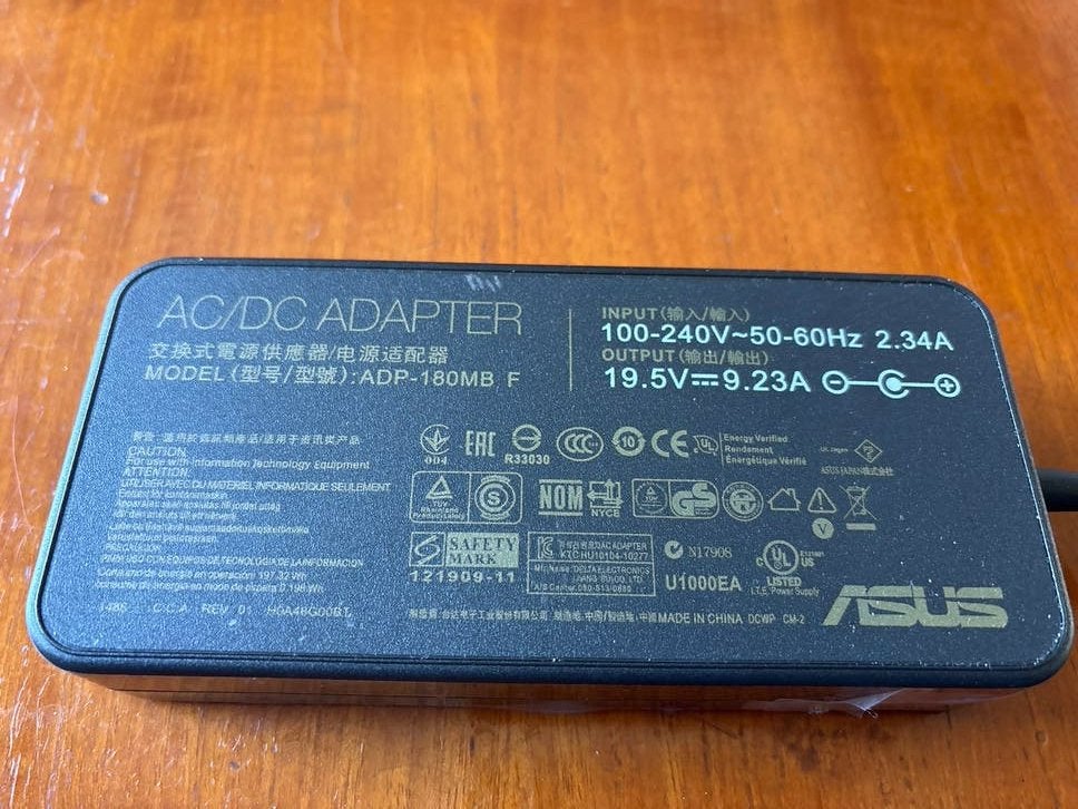 ASUS AC/DC Adapter ADP-180MB F - Laptop Oplader, Ophalen of Verzenden, Nieuw
