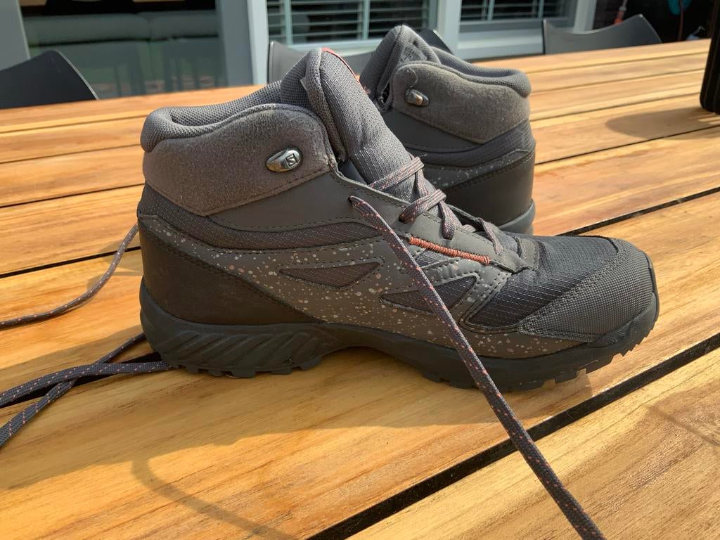 Salomon Outway Mid CSWP JR wandelschoenen maat 37, Ophalen of Verzenden, Zo goed als nieuw, Schoenen