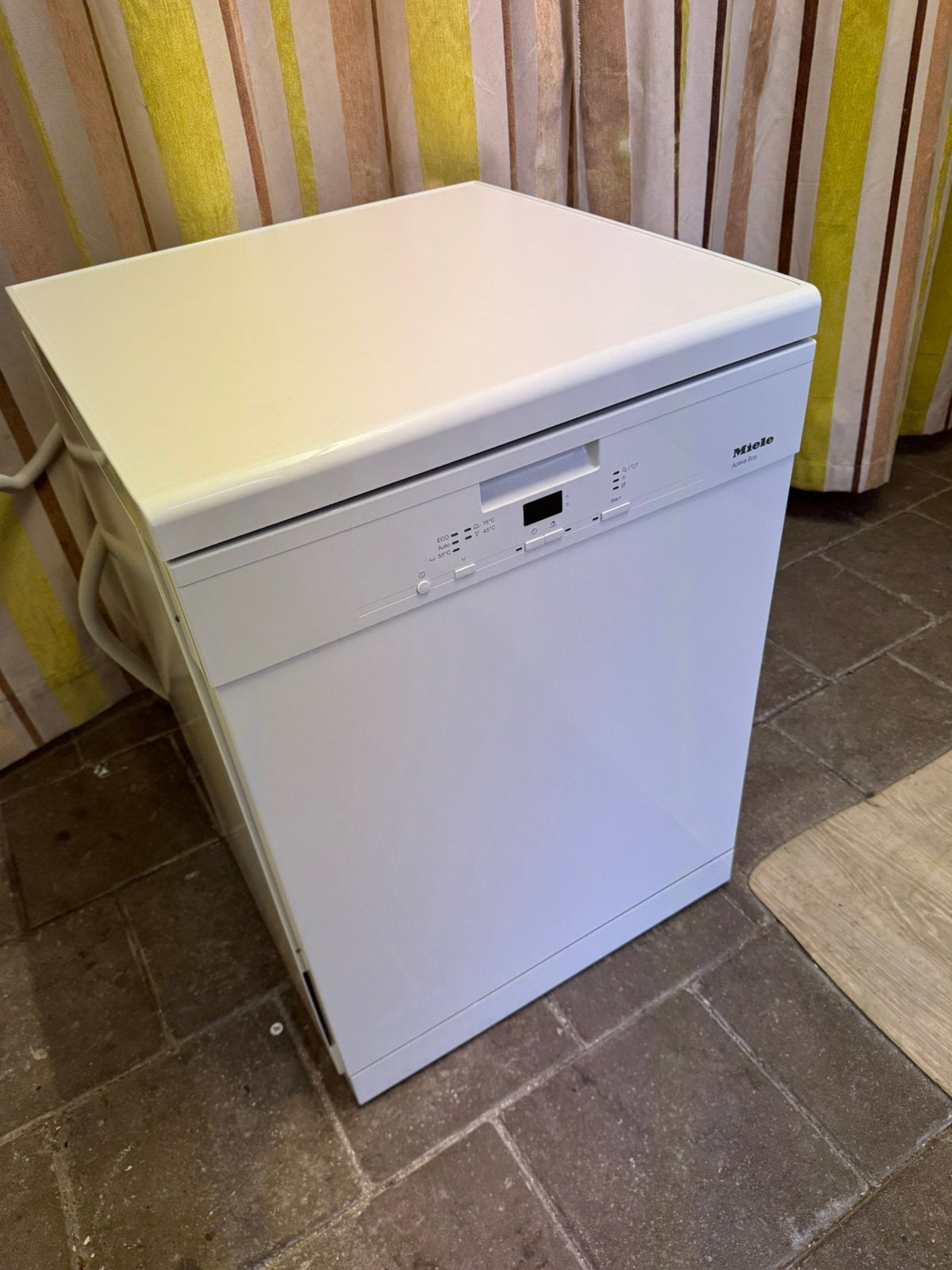 Goede Vaatwasmachine | Miele | Werkt Goed | Schoon, Ophalen, Gebruikt, Wit, 50 tot 100 cm