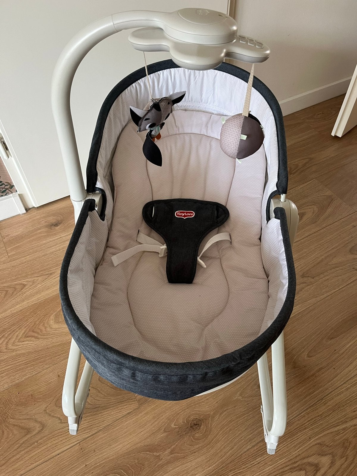 Tiny Love Wipstoeltje met Muziek en Trilfunctie, Kinderen en Baby's, Wipstoel, Ophalen, Overige merken, Met gordel(s) of riempje(s)