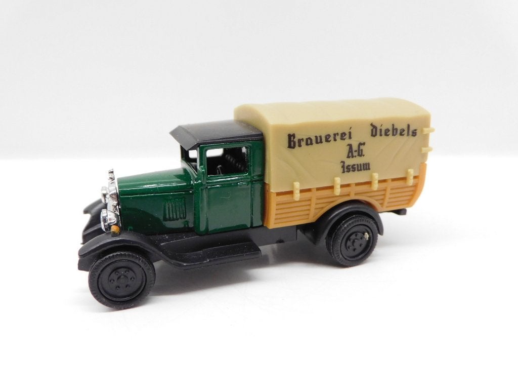 Oldtimer Brauerei Diebels 1:64 - 1:72, Ophalen of Verzenden, Gebruikt, Auto