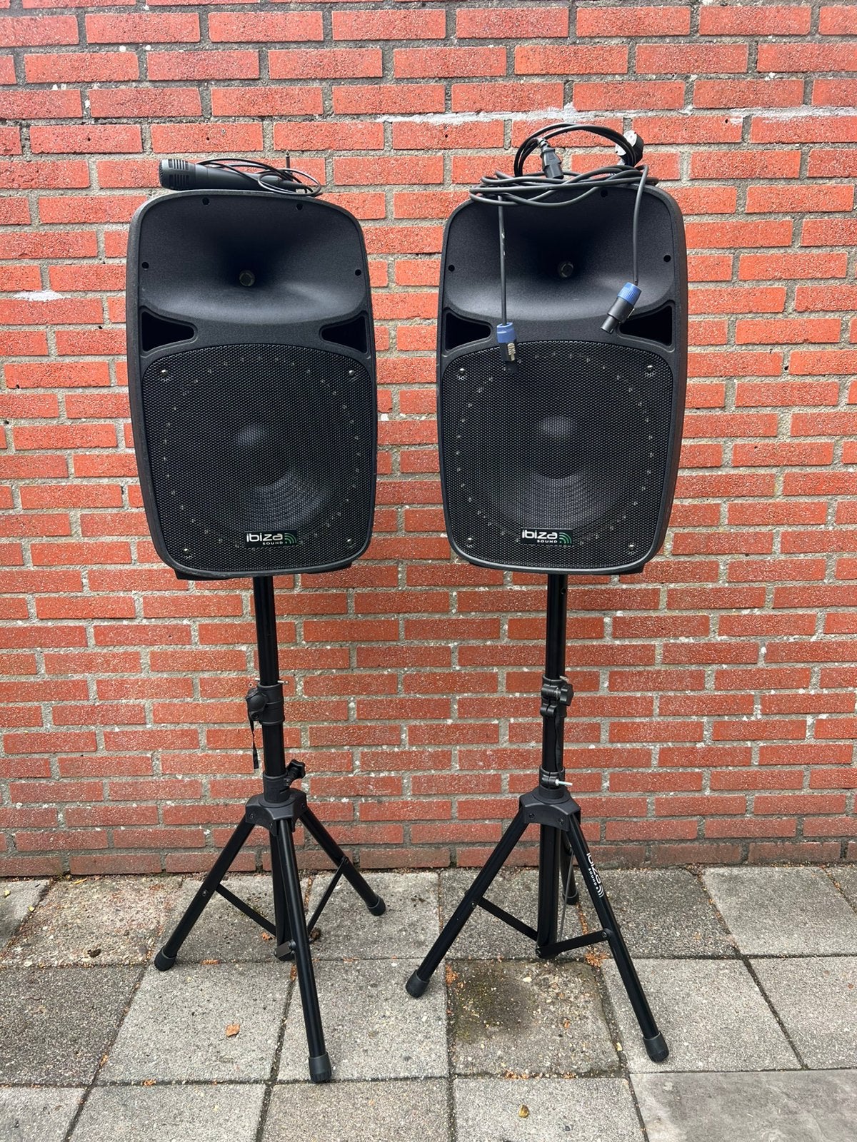 2 way speakerbox set Ibizasound, Gebruikt, Inclusief kabels, Party speaker, Ophalen