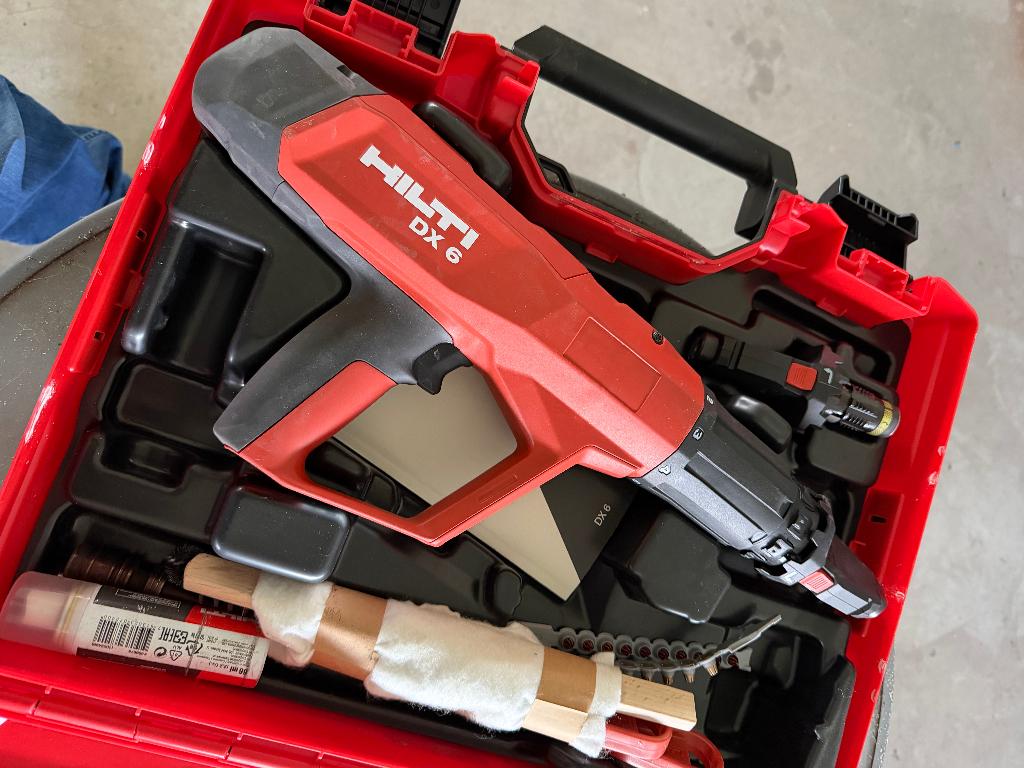 Hilti kruit plunjerhamer, Ophalen of Verzenden