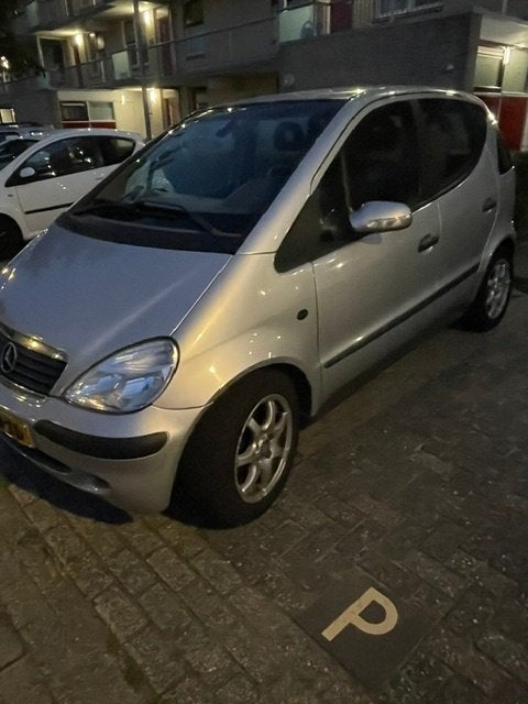 Mercedes-Benz A-Klasse 1.4 A140 2003 Grijs, Auto's, Voorwielaandrijving, 1005 kg, Stof, 40 €/maand
