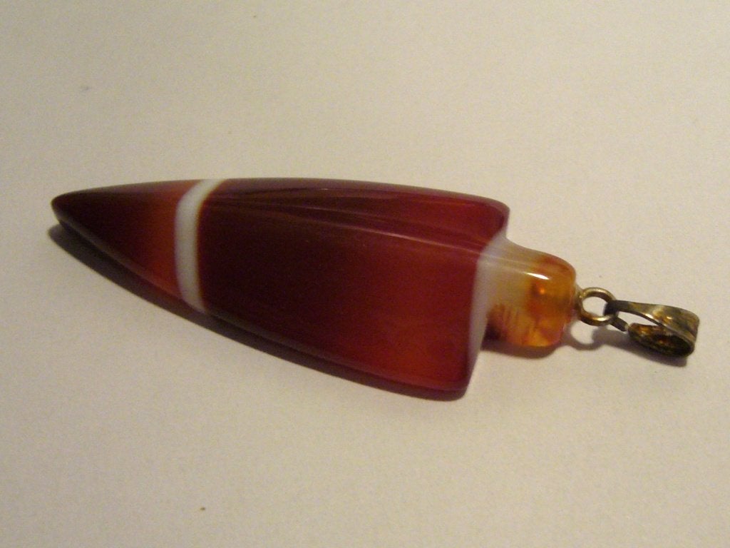 rode agaat pijlpunt XL hanger mineraal edelsteen rood agate, Ophalen of Verzenden, Zo goed als nieuw, Steen of Mineraal, Met edelsteen