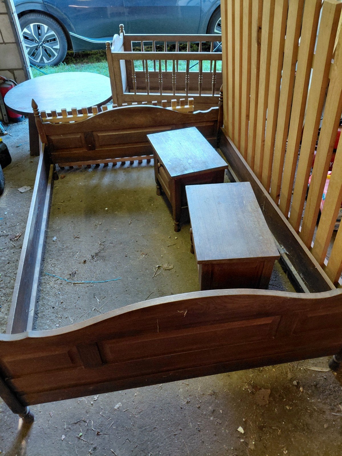 Complete slaapkamerset, wieg, 2-p bed en tafel, Ophalen, Gebruikt, Tweepersoons, Kwaliteit eiken