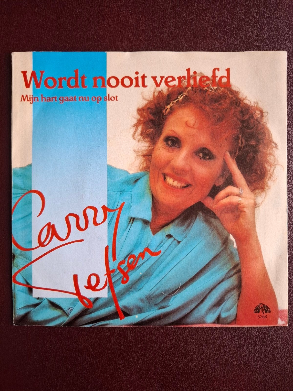 Carry Tefsen - Wordt Nooit Verliefd/Mijn Hart Gaat Nu Op Sl, 7 inch, EP, Nederlandstalig, Fotohoes