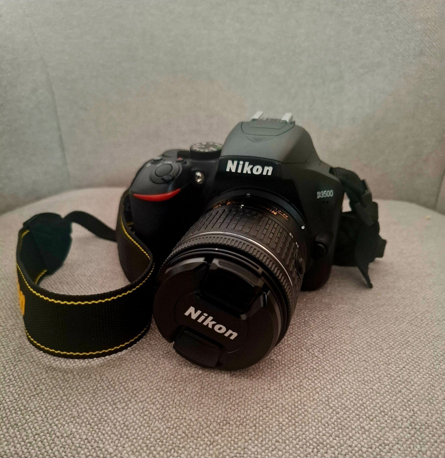 Nikos D3500 18-55mm + 70-300mm lens, Ophalen, Zo goed als nieuw, Nikon