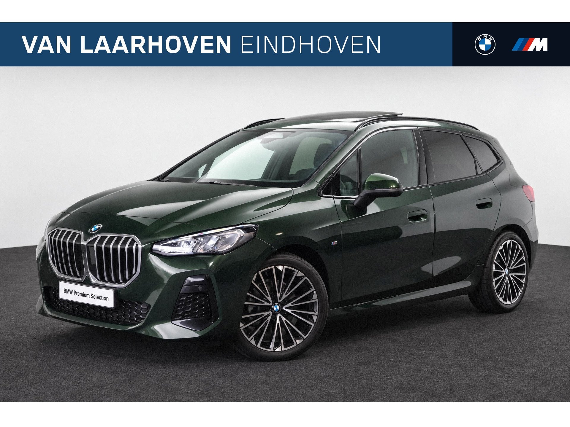 BMW 2 Serie Active Tourer 220i M Sport Automaat / Trekhaak /